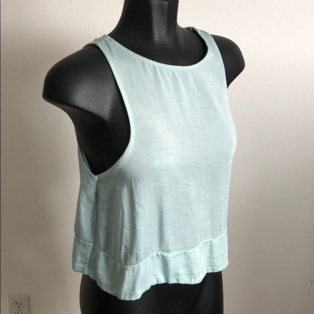 Tie back crop top (3 for $25) - Picture 1 of 2